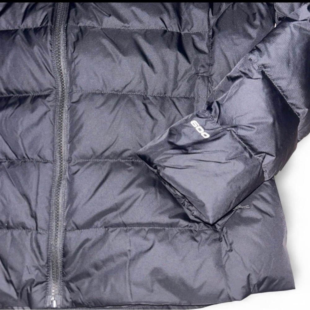 The North Face 550 Black Puffer Jacket - Picture 3 of 8